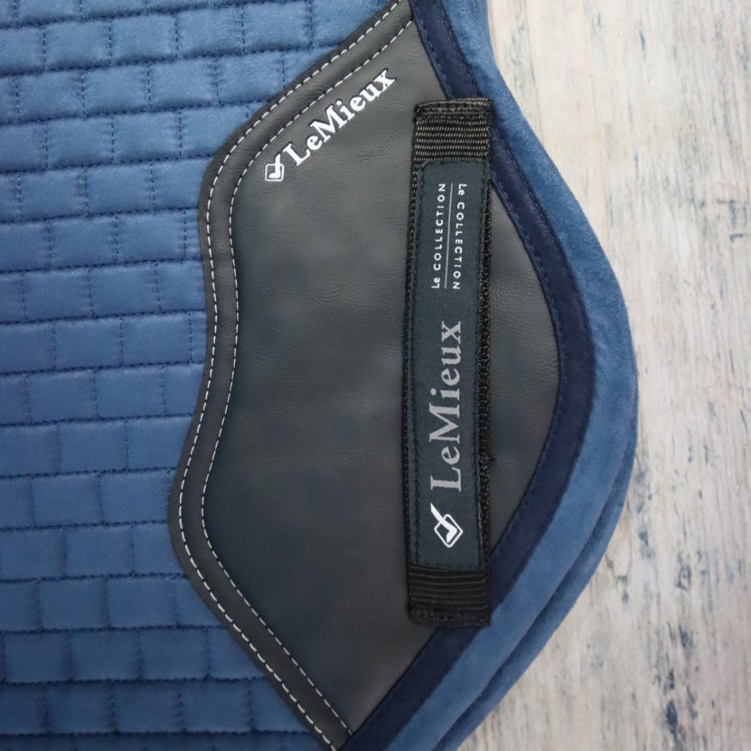LeMieux - Suede DR Square - LC Atlantic