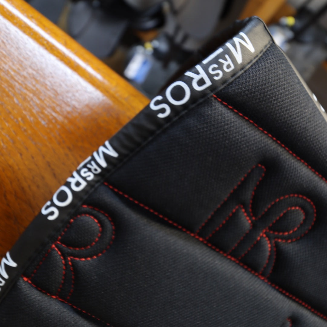 MRS. ROS - ICONIC Dressage Saddle Pad - Schwarz/Rot