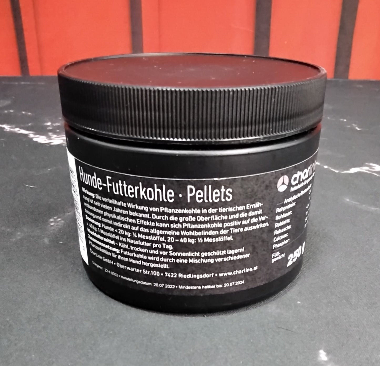 Futterkohle Pellets für Hunde - Premium Qualität 250g oder 700g Dose
