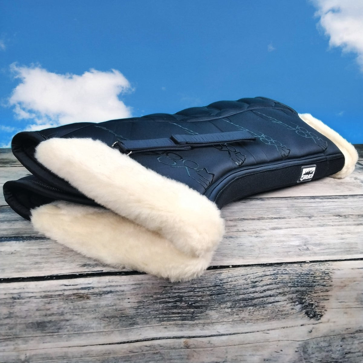 Eskadron Schabracke "Glossy EVO-WOOL Basics"