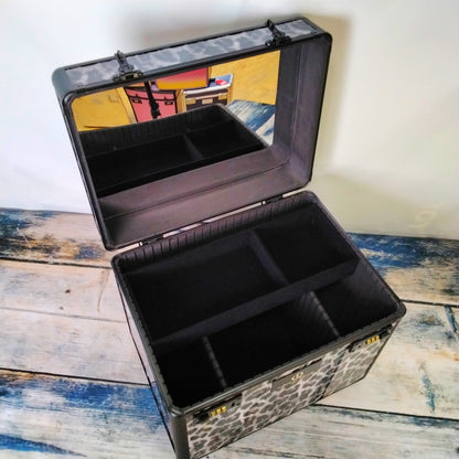 Putzbox - Grooming box IRHShiny Navy